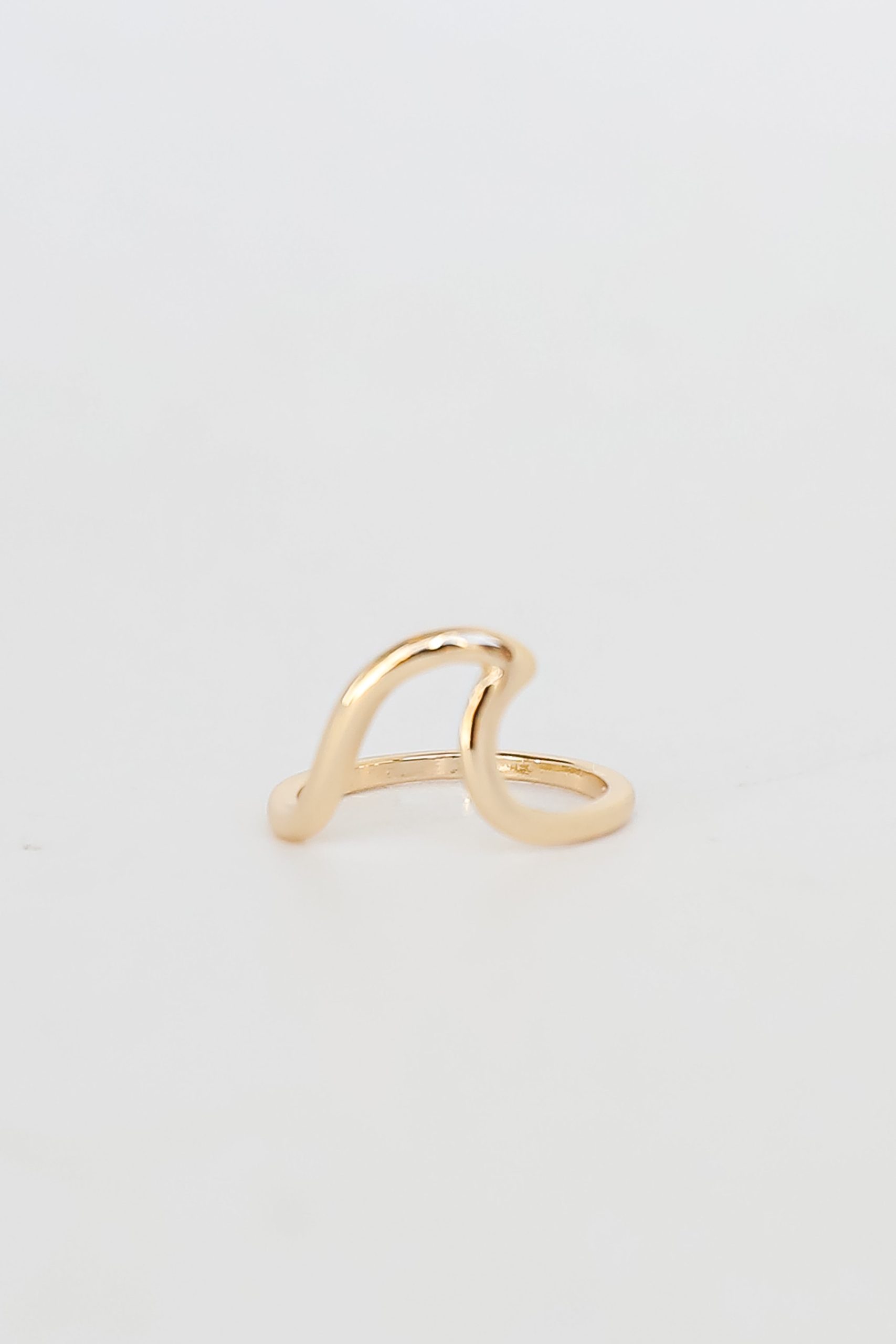 shopdressup_gold_wave_ring-3.jpg
